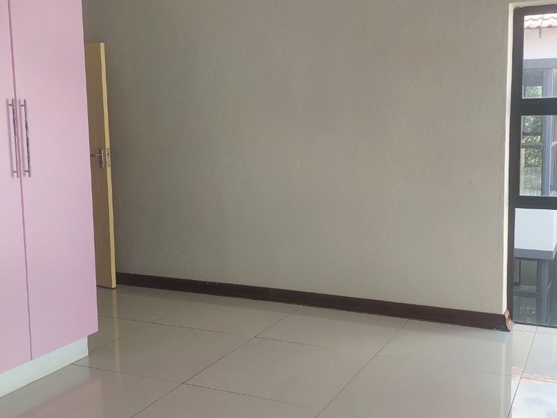 House For Sale in Bendor - Photo 8