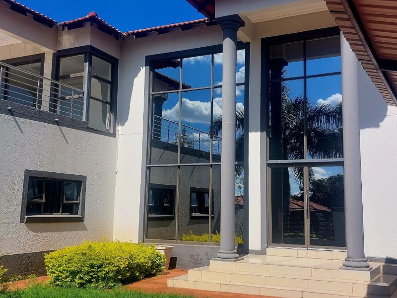 House For Sale in Bendor - Photo 2