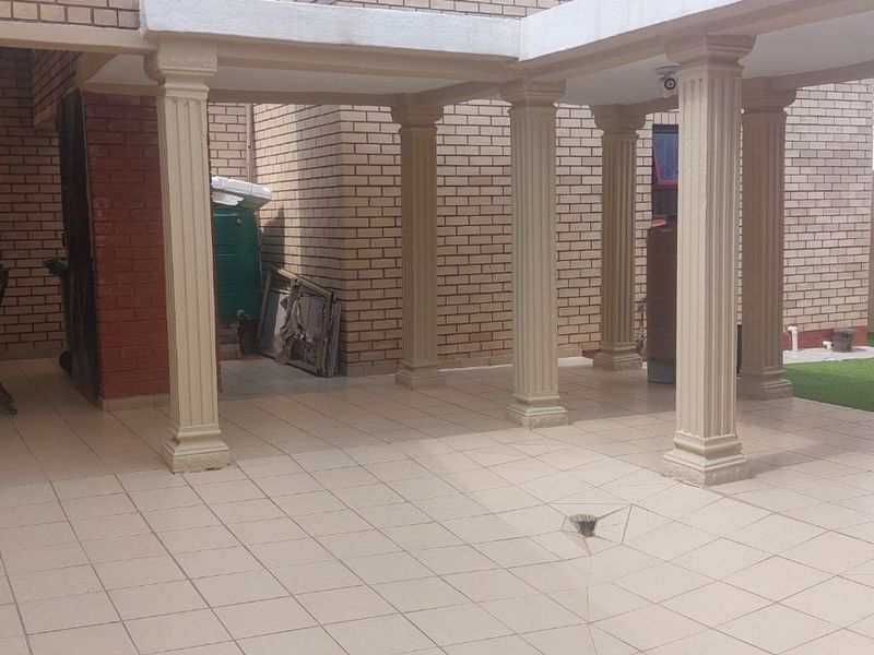 House For Sale in Bendor - Photo 8