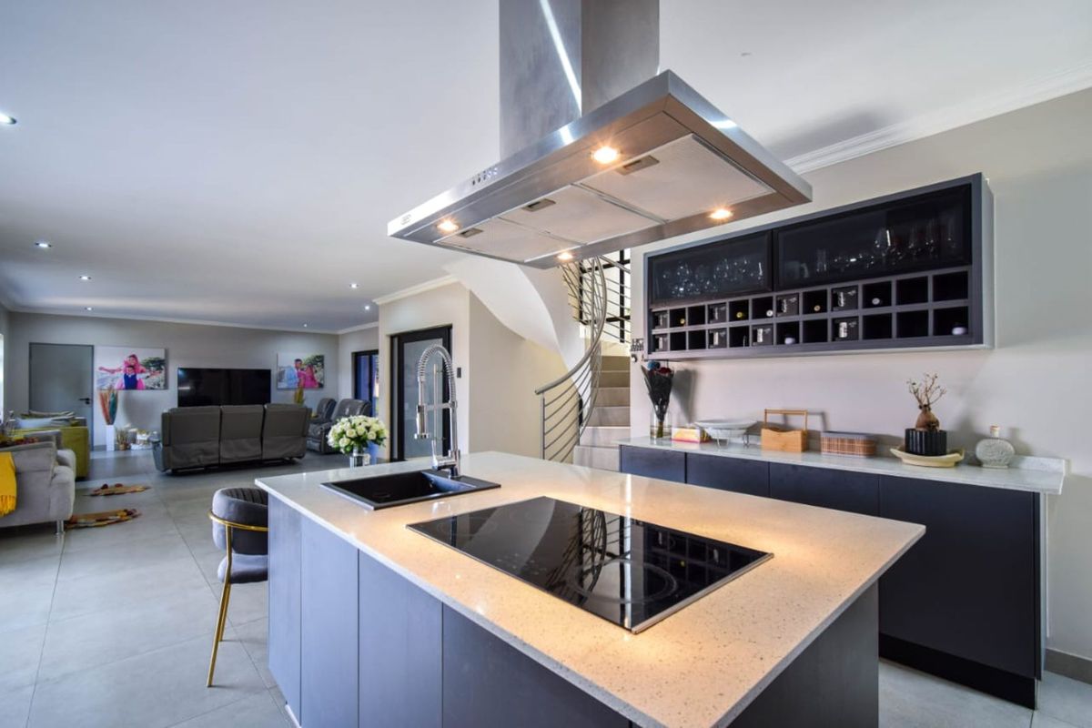 House For Sale in Savannah Country Estate - Photo 3