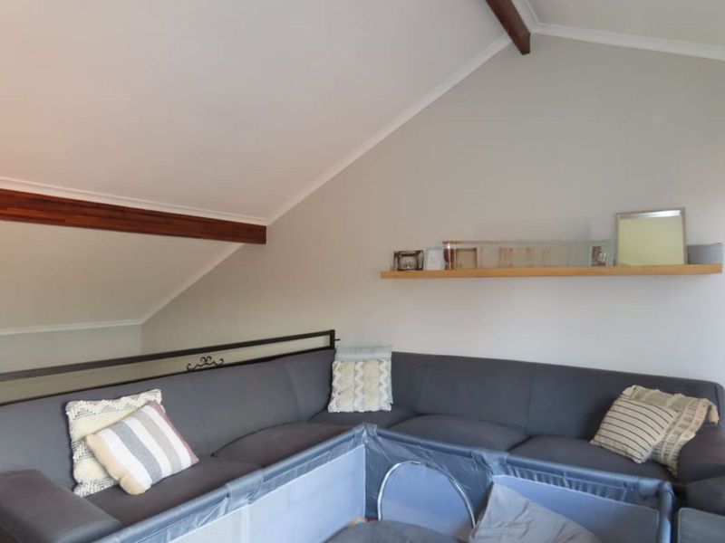 Townhouse For Sale in Hennopspark - Photo 10