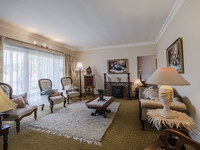 House For Sale in Bluewater Bay - Photo 5