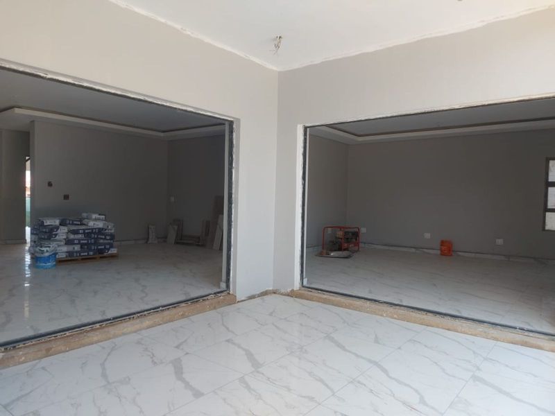 House For Sale in Savannah Country Estate - Photo 8