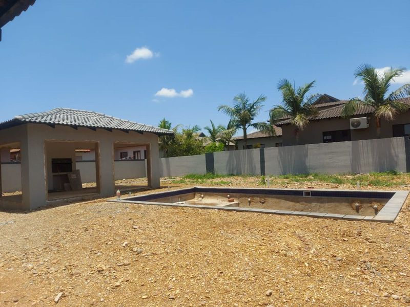 House For Sale in Savannah Country Estate - Photo 10