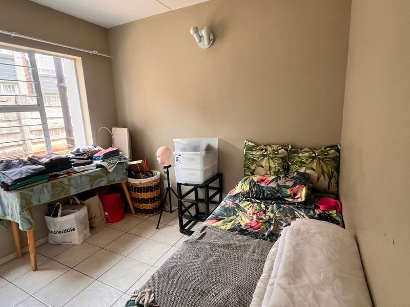 Townhouse For Sale in Glen Marais - Photo 10