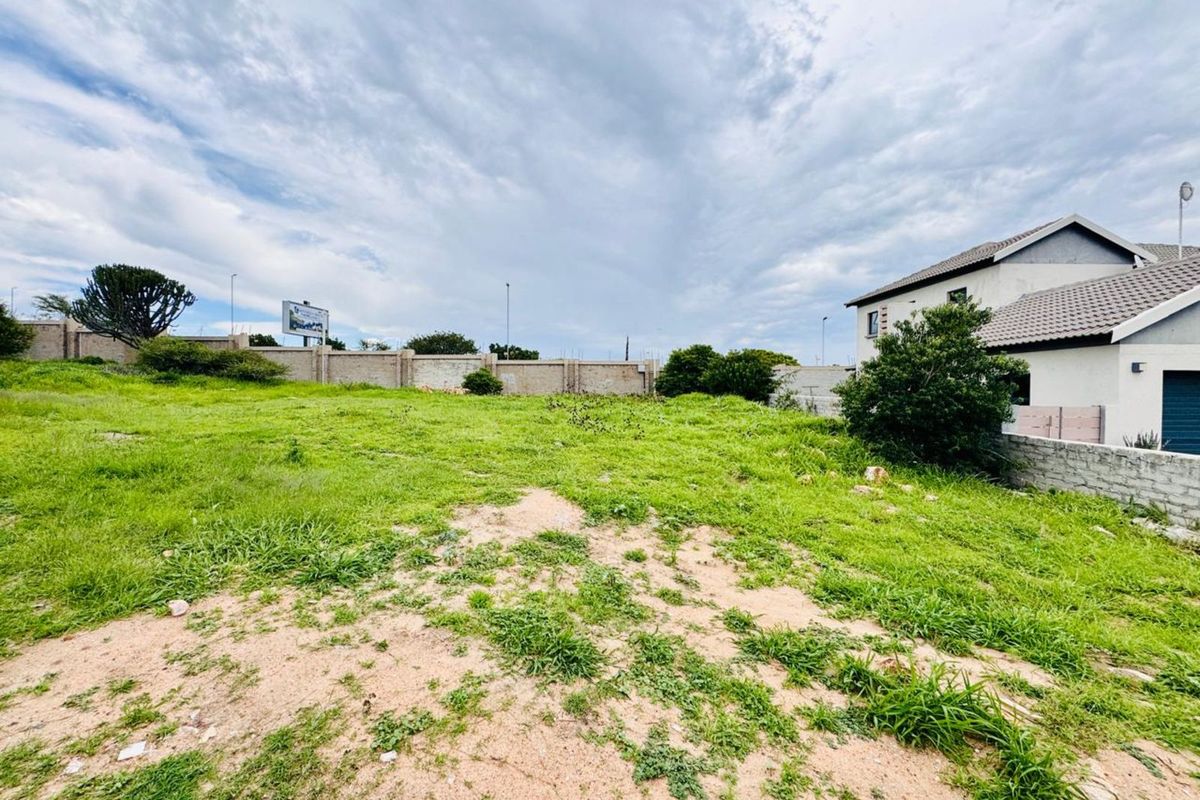 Vacant Land Residential For Sale in Bendor - Photo 3