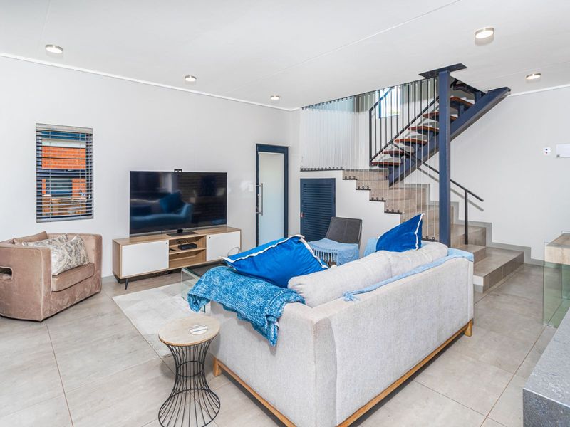 House For Sale in Zandspruit - Photo 2