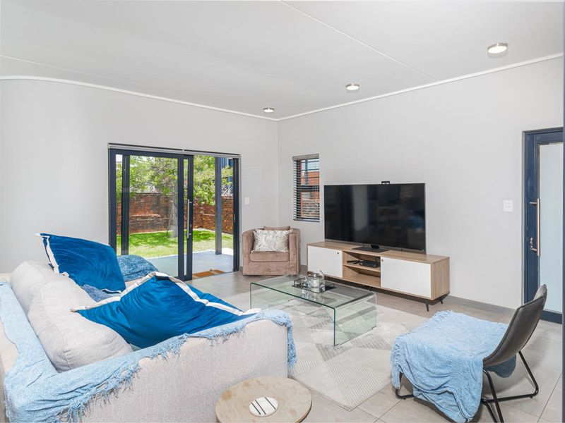 House For Sale in Zandspruit - Photo 5