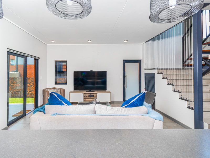 House For Sale in Zandspruit - Photo 4