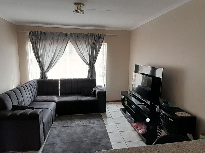 Apartment For Sale in Kenmare - Photo 4