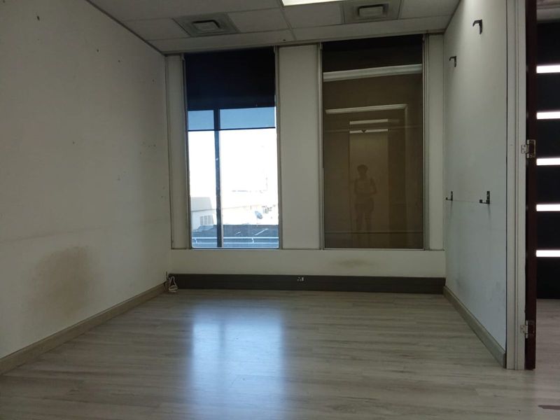Commercial To Rent in Sandton Central - Photo 6