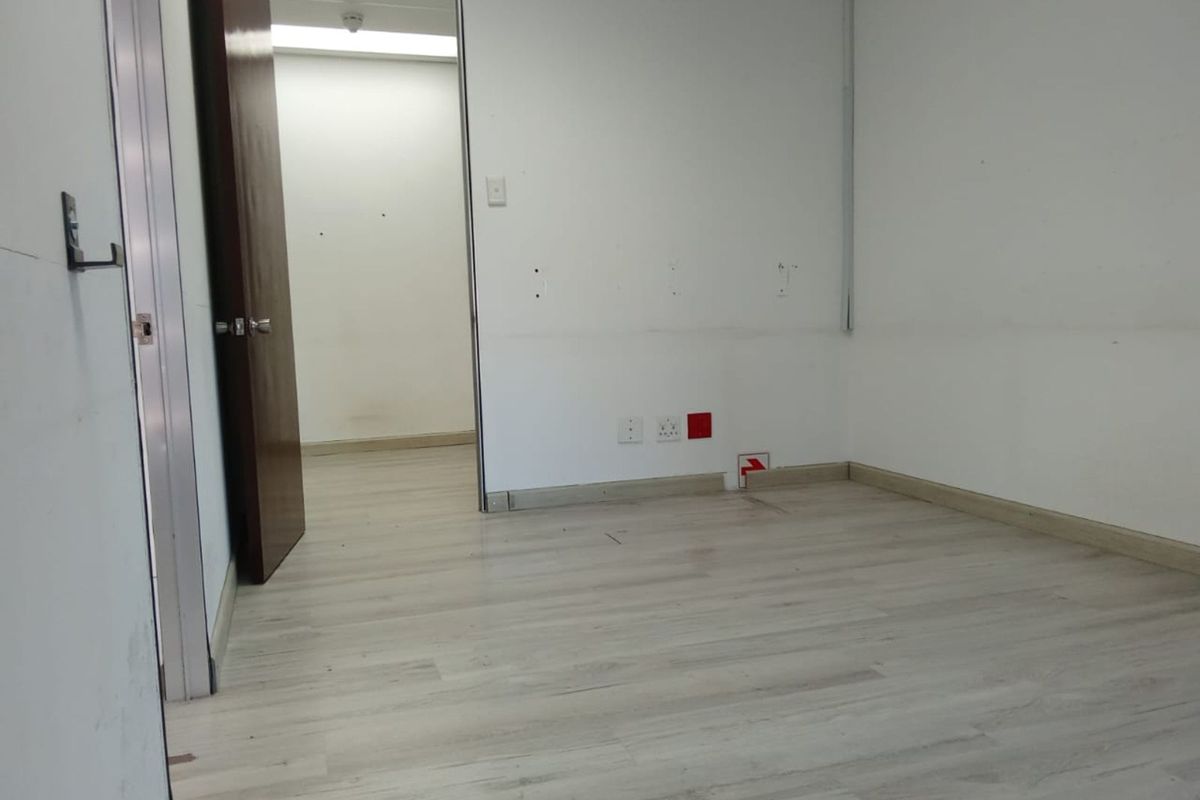 Commercial To Rent in Sandton Central - Photo 4