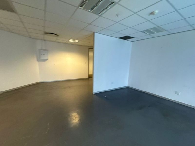 Commercial To Rent in Sandton Central - Photo 4
