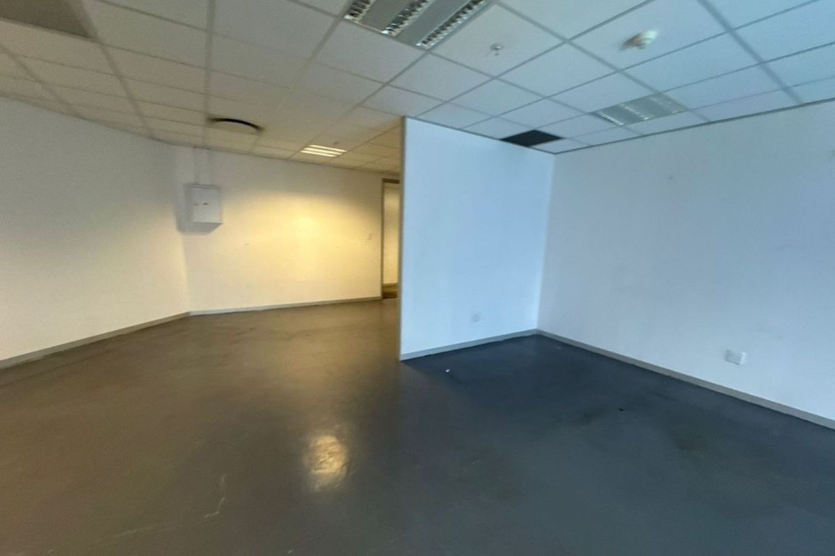 Commercial To Rent in Sandton Central - Photo 4