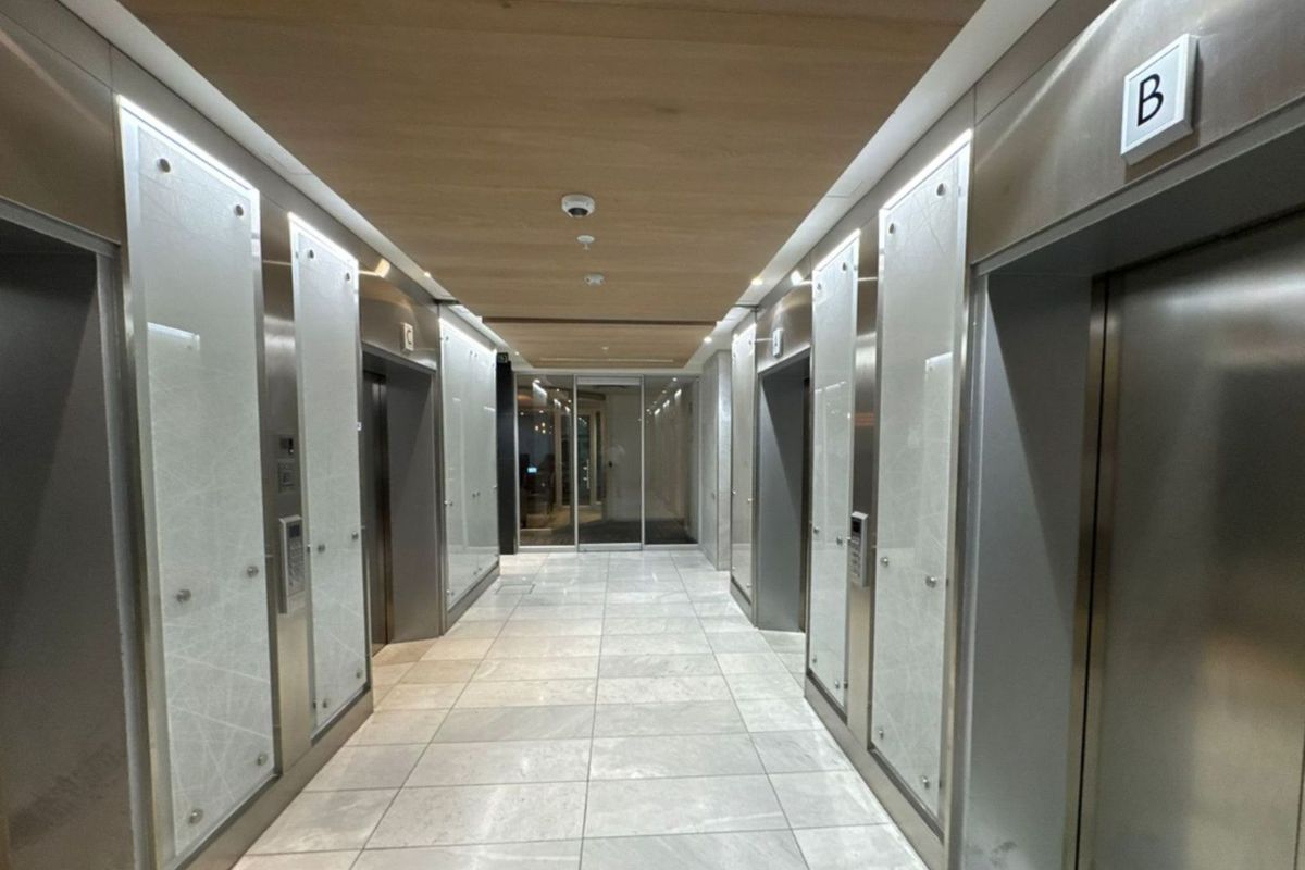 Commercial To Rent in Sandton Central - Photo 2