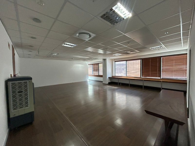 Commercial To Rent in Sandton Central - Photo 10