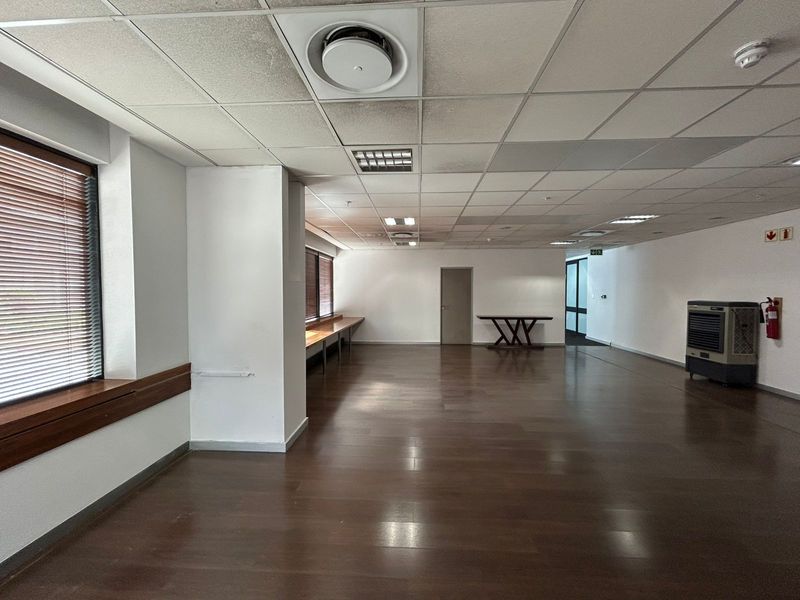 Commercial To Rent in Sandton Central - Photo 9