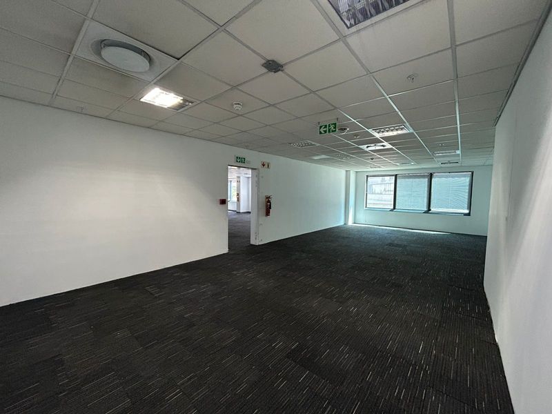 Commercial To Rent in Sandton Central - Photo 4