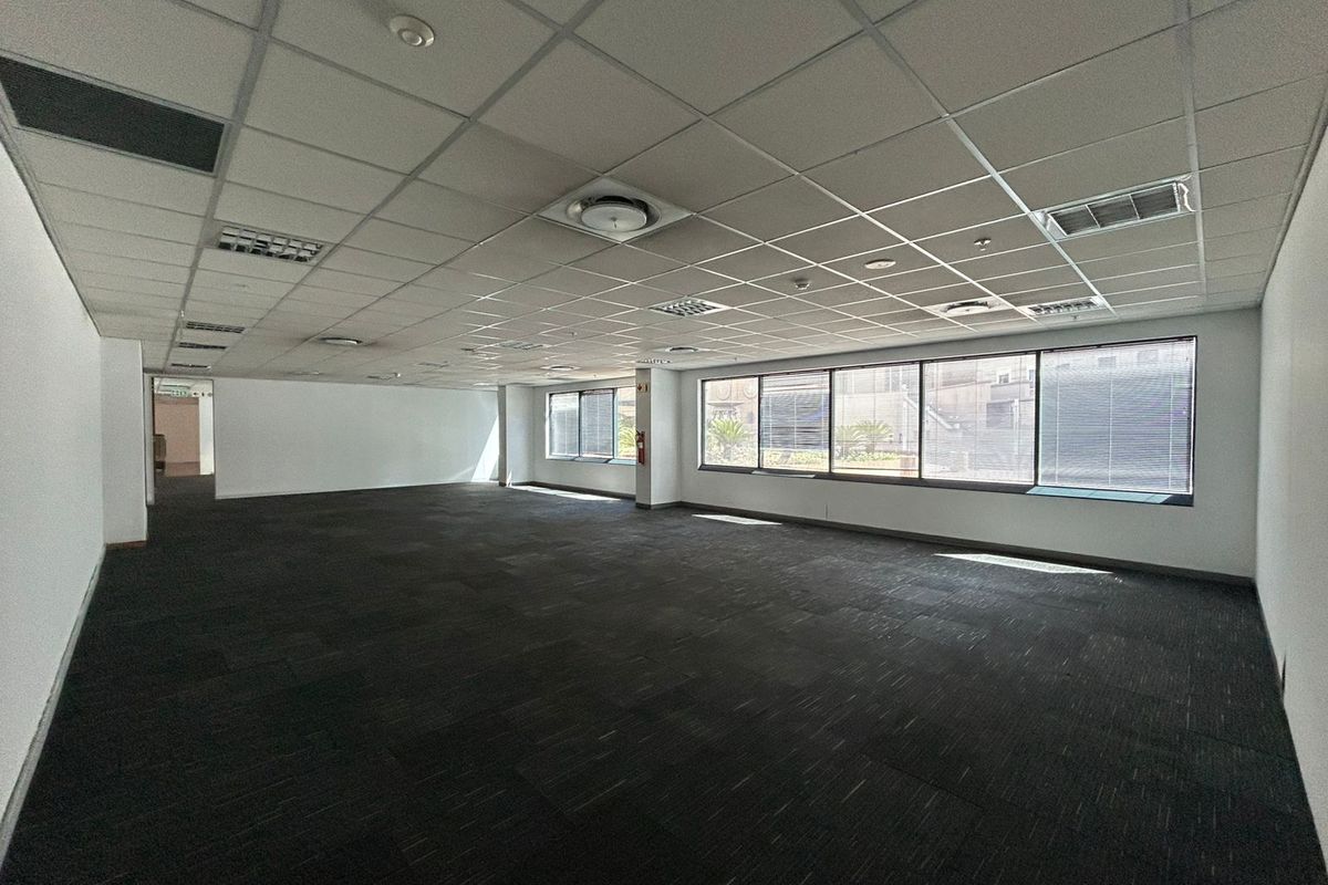 Commercial To Rent in Sandton Central - Photo 5