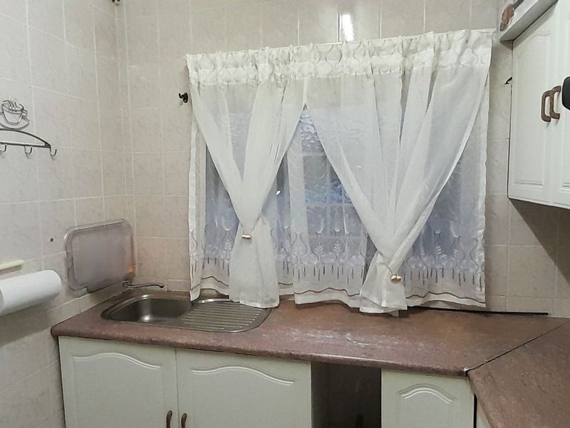Apartment For Sale in Florida - Photo 2