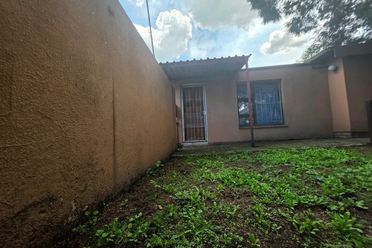 House For Sale in Secunda Central - Photo 3