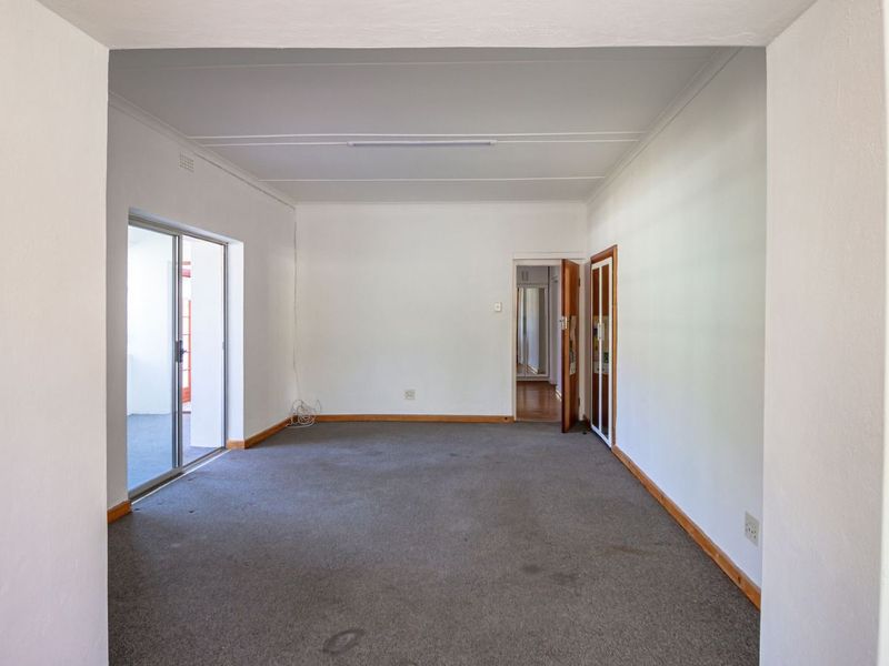Apartment For Sale in Montagu Central - Photo 6