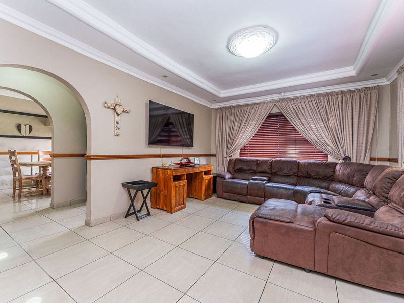 House For Sale in Breaunanda - Photo 6