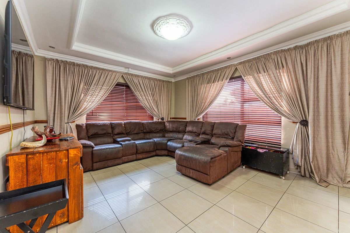 House For Sale in Breaunanda - Photo 5