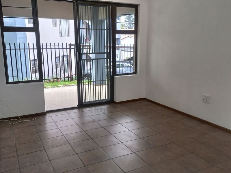 Apartment For Sale in Honeydew Grove - Photo 3