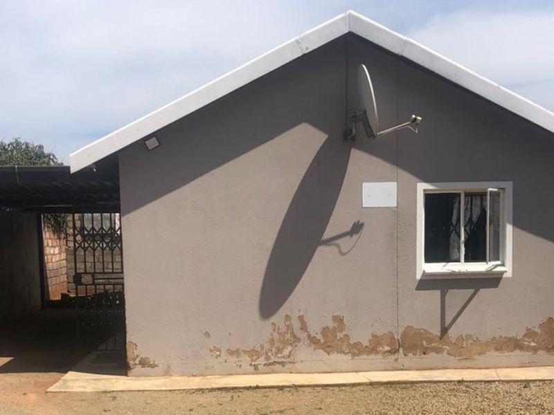 House For Sale in Mahube Valley - Photo 2