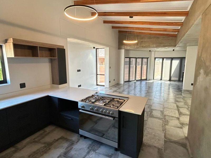 House For Sale in Riversdale Central - Photo 10