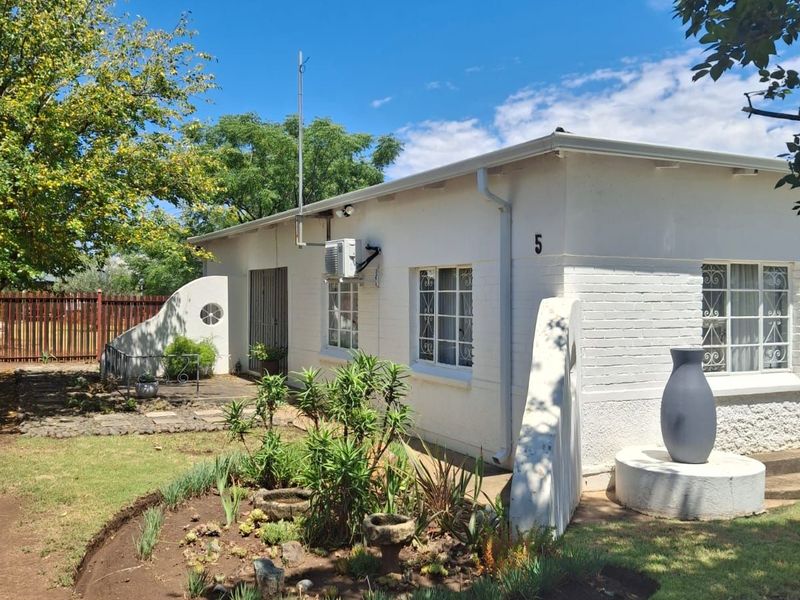 House For Sale in Marquard Central - Photo 3