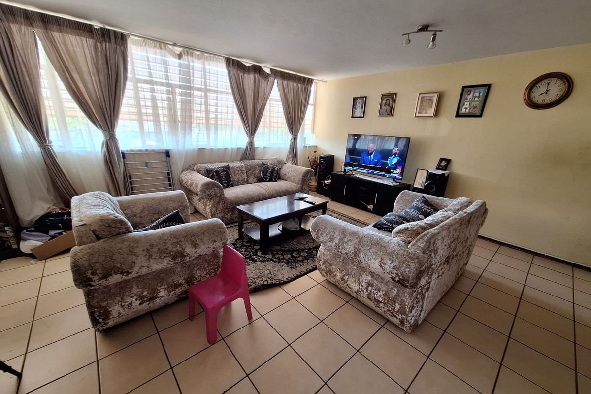 Apartment For Sale in Wonderboom South - Photo 5