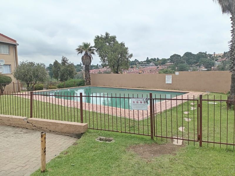 Apartment For Sale in Lindhaven - Photo 6