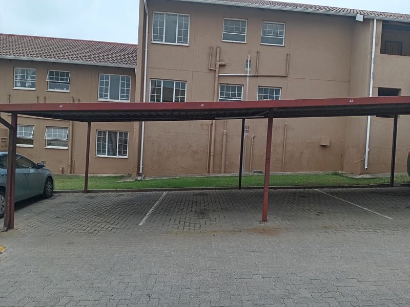 Apartment For Sale in Lindhaven - Photo 4