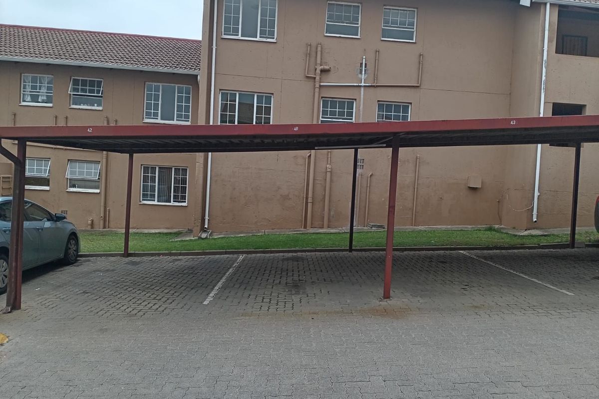 Apartment For Sale in Lindhaven - Photo 4