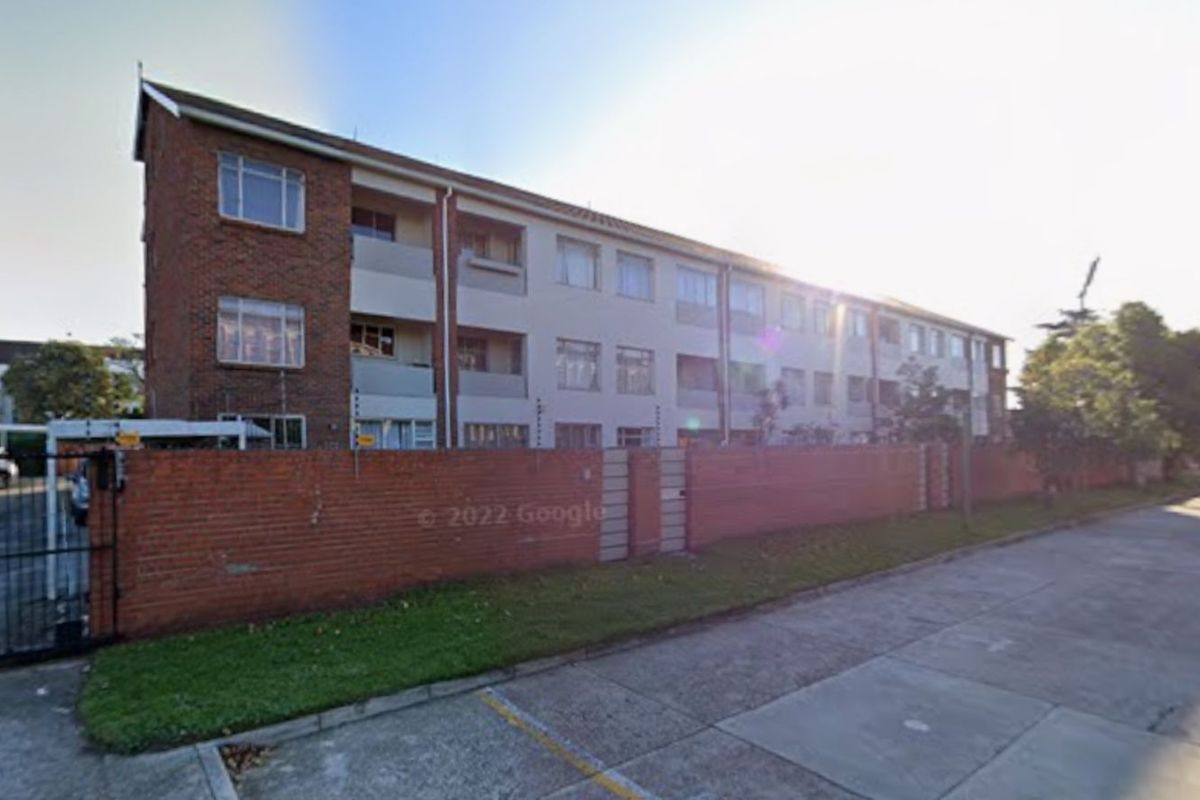 Apartment For Sale in St Georges Park - Photo 2