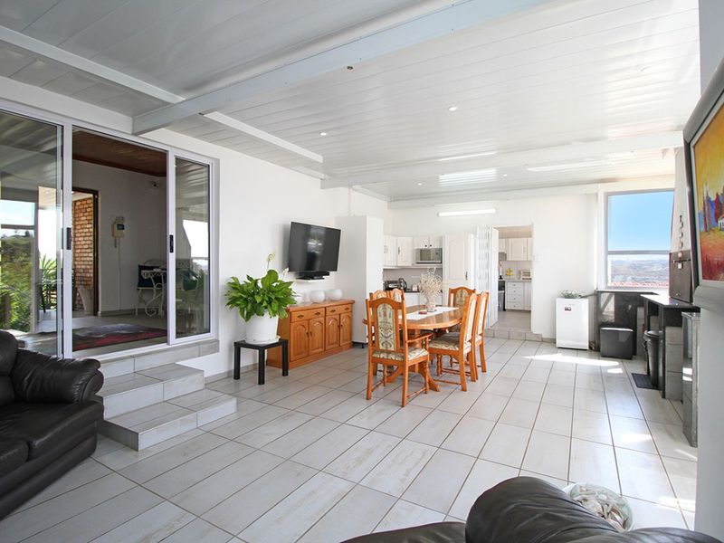 House For Sale in Roodekrans - Photo 10