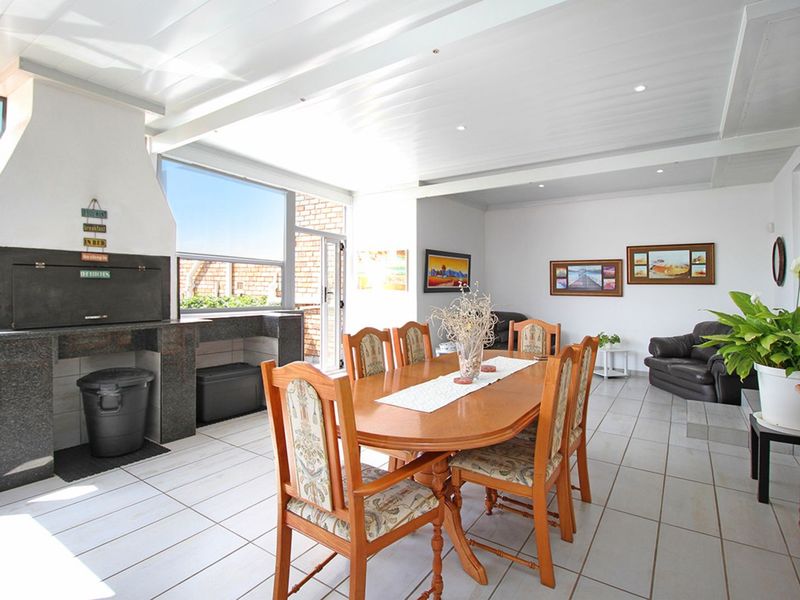 House For Sale in Roodekrans - Photo 8