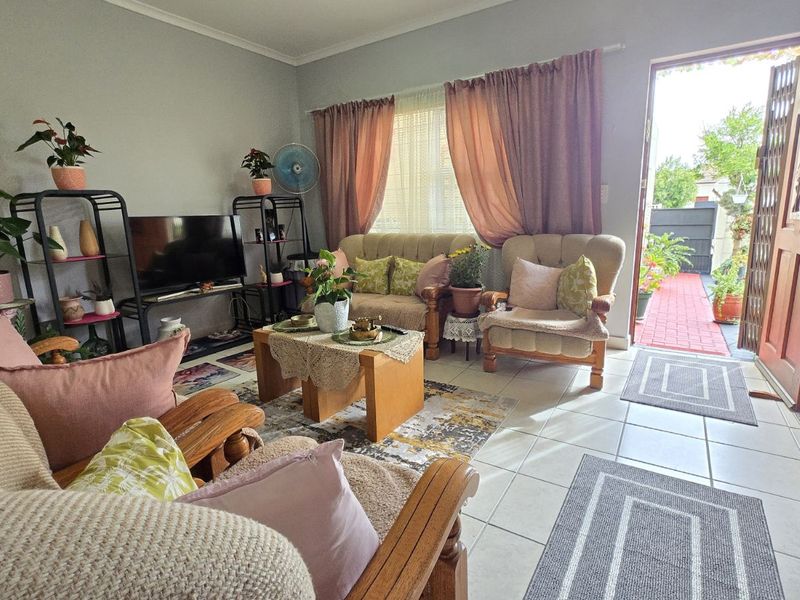 Townhouse For Sale in Anchorage Park - Photo 4