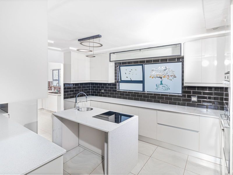 House For Sale in Mindalore - Photo 5