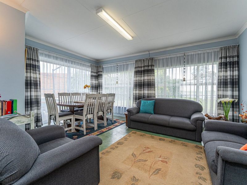 House For Sale in Witpoortjie - Photo 10