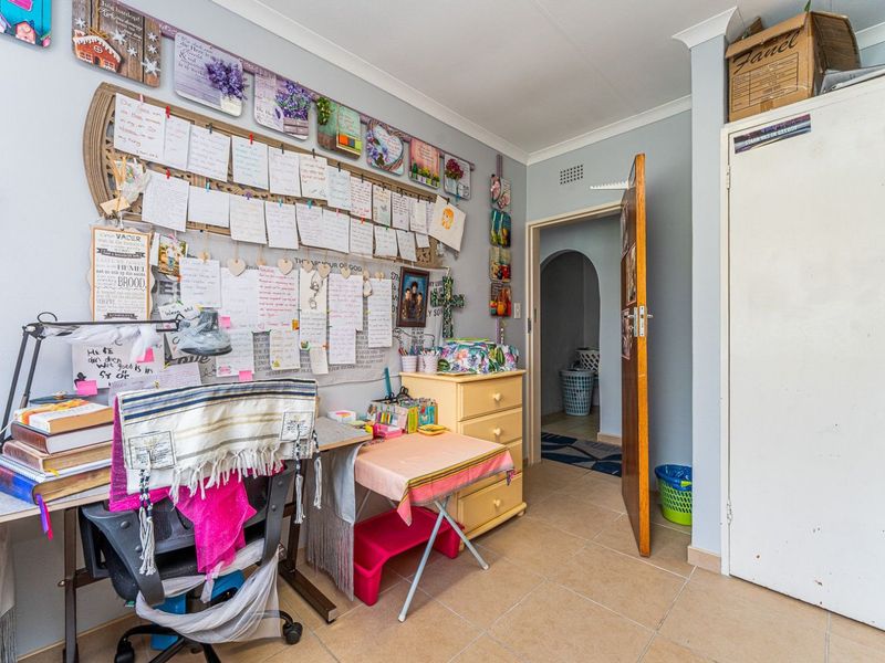 House For Sale in Witpoortjie - Photo 5