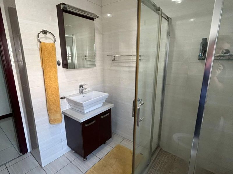 Apartment To Rent in Summerset - Photo 6