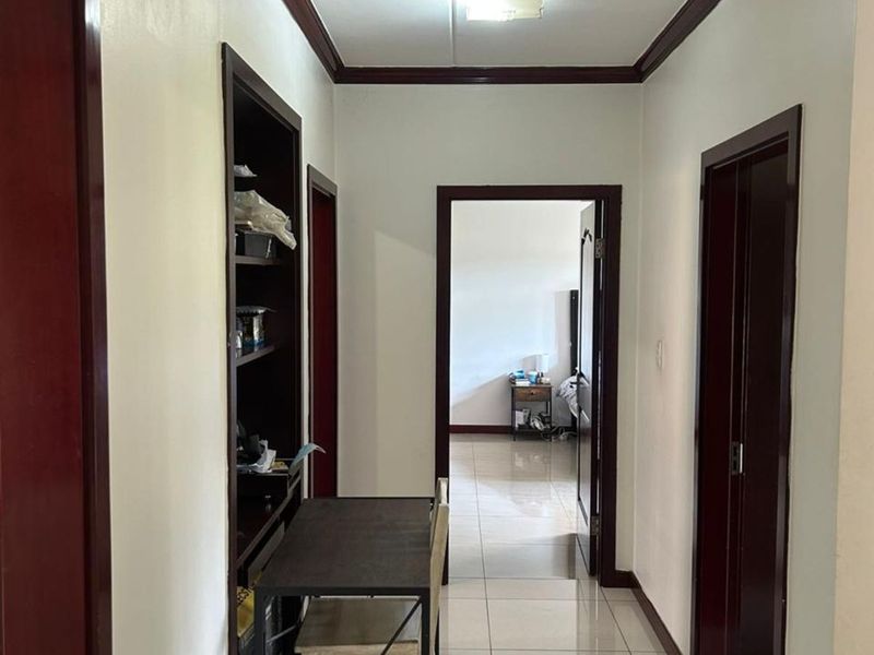 Apartment To Rent in Summerset - Photo 4