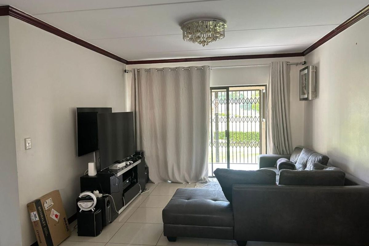 Apartment To Rent in Summerset - Photo 3