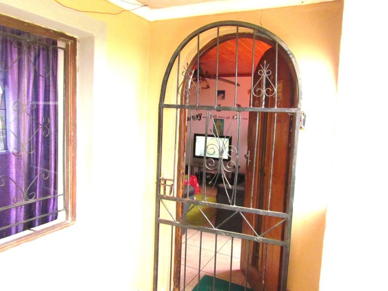House For Sale in Bethelsdorp - Photo 5