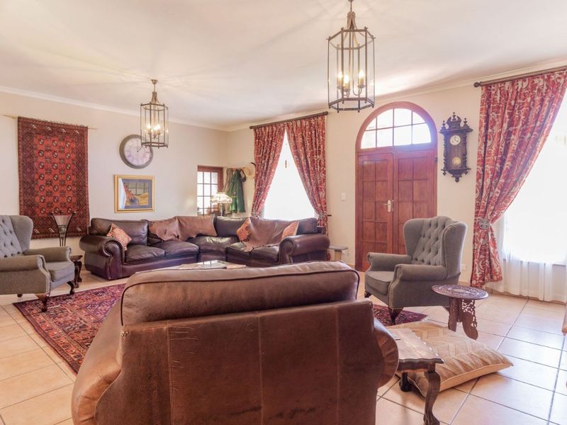 House For Sale in Montagu Central - Photo 8