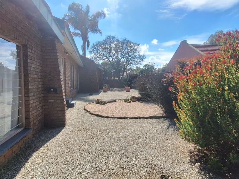 House For Sale in Helikonpark - Photo 5