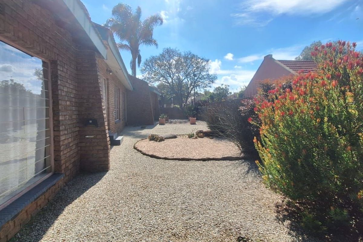 House For Sale in Helikonpark - Photo 5